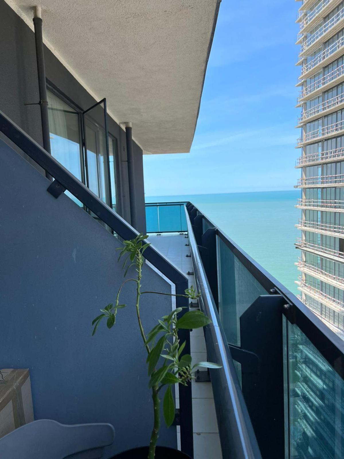 Apartment Batumi Weekend Exteriör bild