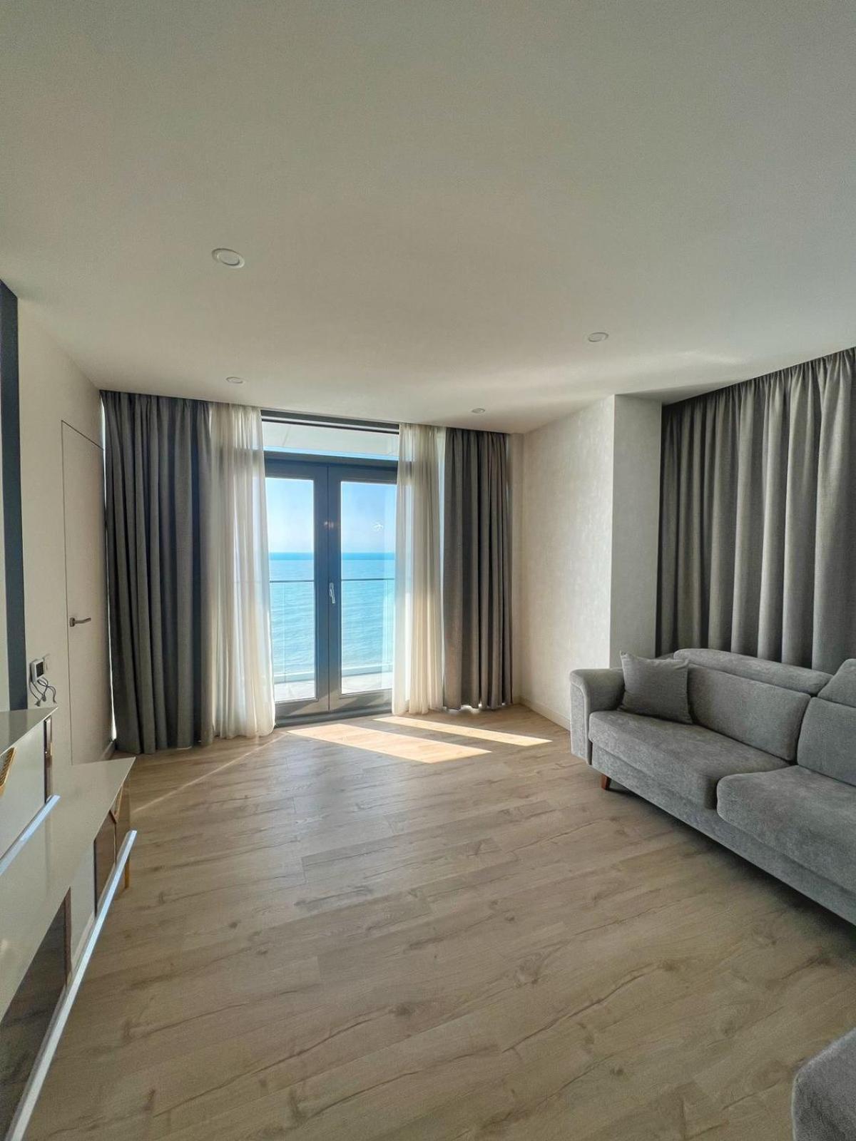 Apartment Batumi Weekend Exteriör bild